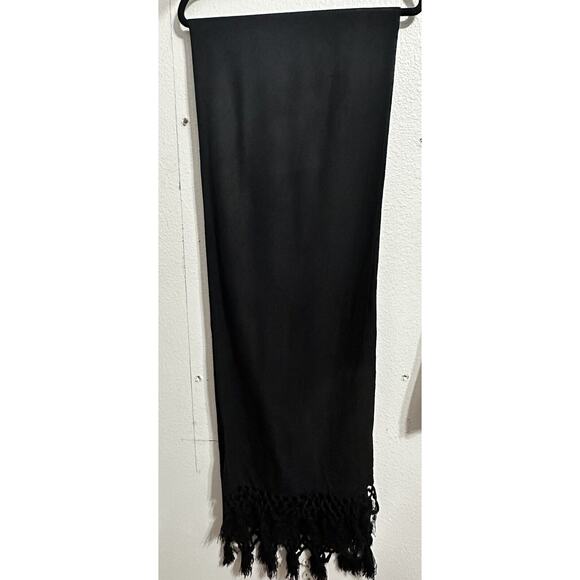 Beautiful Black Shawl Crochet Fringe 84”x 30” Good Condition # 621 - Picture 2 of 3
